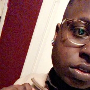 Meet your Posher, Marquise